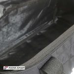 ساک ورزشی برزنتی Reebok سایز متوسط مشکی، انتخابی عالی برای ورزشکاران و علاقهمندان به ورزش است. این ساک با طراحی شیک و مدرن، از جنس برزنت مقاوم ساخته شده که دوام و استحکام بالایی دارد. فضای داخلی جادار آن به شما امکان میدهد تا تمامی لوازم ورزشی خود را به راحتی حمل کنید. دستههای محکم و بند قابل تنظیم، حمل و نقل این ساک را آسان و راحت میکند. با این ساک ورزشی، همیشه آماده تمرین و ورزش خواهید بود.